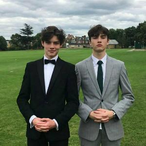 AnkeR0619 - 秋塬依 - 错季(DJ名龙版)-1