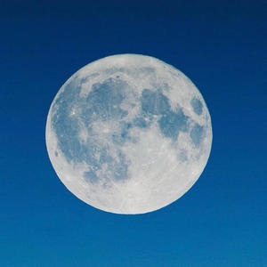 BlueMoon (feat. Zafiro) (Explicit)