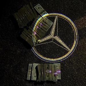 declining ! (feat. benji) (Explicit)