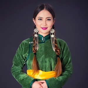 Sain Irvuu Havar 你好 • 春