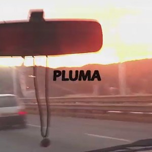 Pluma