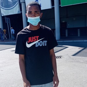 Feature(feat. IsDjZeko, Slak, Twaky & Curt)