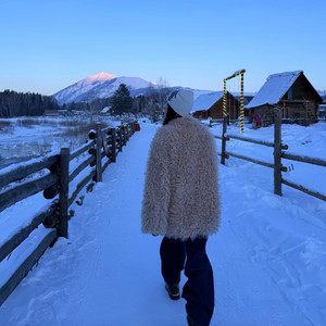 那就原地转一转