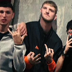 No Quiere Estar Sola (Explicit)