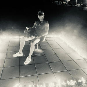 Por Un Sueño (Explicit)