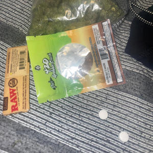 Do What It Do (feat. IDontWannaTalk & LuhKraxh) (Explicit)