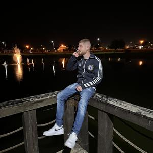 NUMARUL 1 (feat. Johnny Dev) (Explicit)