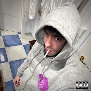 UN ATTIMO (feat. ProdbyDag) (Explicit)