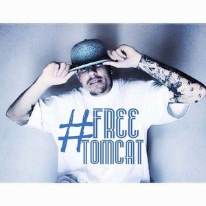 # Free Tomcat (Explicit)