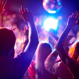 आजा म्हारे लारे बैठा जा (feat. Lalaram Jaitpur)