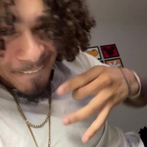 Bros Exclusive (feat. Qkgee) (Explicit)