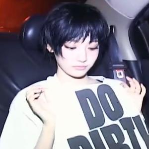 cry (feat. scxr!) (Explicit)