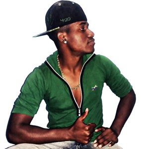 MC BB-ZAO RJ - Eu Viro Lobsomem (versao original|Explicit)