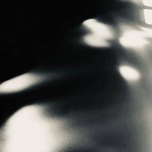 NO CONTESTA (feat. Cuarta Dimensión) (Explicit)