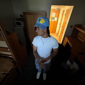 For who? (feat. RIDD1CK) (Explicit)