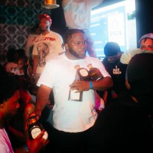 Bump (feat. Flym9neyC0untup) (Explicit)