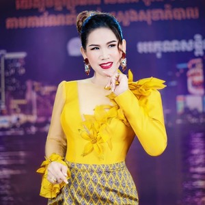 ហេតុអ្វីខ្ញុំយំ