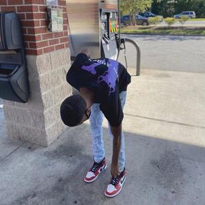 EA(Off The Leash) (Explicit)