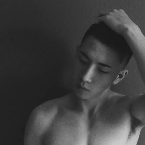 他只是经过 (Remix)