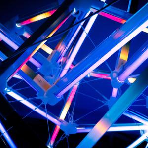 Queens(feat. JAYLOGIC)