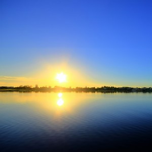 青梅雨水 (弹奏曲)