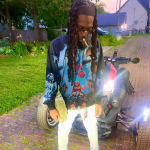 switch sides (feat. liltre) (Explicit)