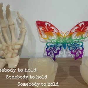 Somebody to Hold (remix: Da Suka|SK-McLaren|Remix)