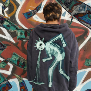 KISSIN MJ (feat. xkozee) (Explicit)