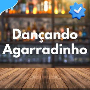 DANÇANDO AGARRADINHO