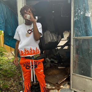 Swervin Tha Same Day (feat. P Yungin) (Explicit)