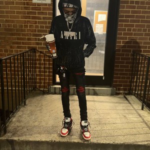 CAN'T DRAG ON ME (Explicit)