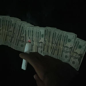 First lick (feat. Rxchbeeezy) (Explicit)