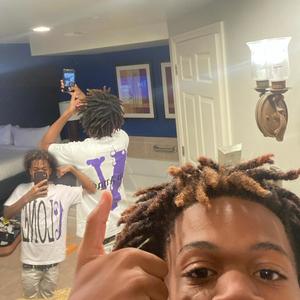 ULTIMATE(feat. Osoquan) (Explicit)