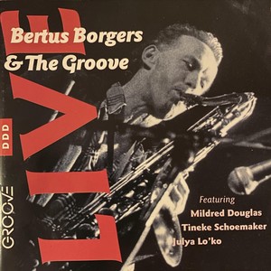 Woman[feat. Julya Lo'ko] (Live)