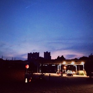 关注WHIZZBRO微博