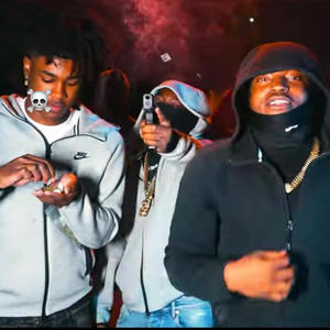 GrandAve Bkully (feat. Jetbkeezy) (Explicit)