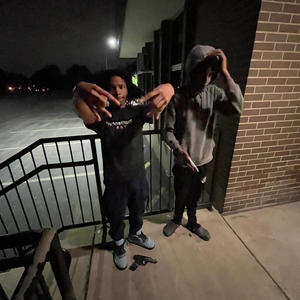 Speedracing (feat. Babystr8 & Melly P) (Explicit)