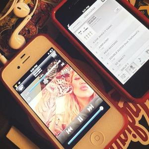 cant complain (feat. Jiraxy) (Explicit)