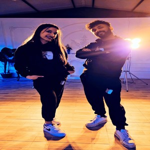 Kara Kedi Roman Havası