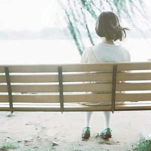 逆风而来 随风而去 - 你的装备 (伴奏)