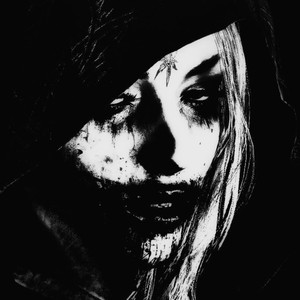 W KÓŁKO (Explicit)