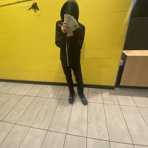 Distant memories (Explicit)