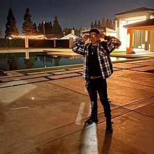 Gym (feat. King Stunna) (Radio Edit)