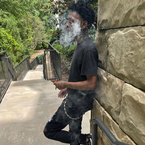 I Love the way she walk (Explicit)