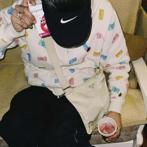 nike auf bbc (Explicit)