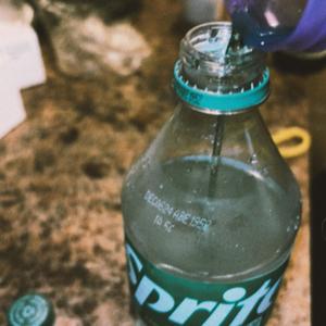 Drug addictions (Explicit)