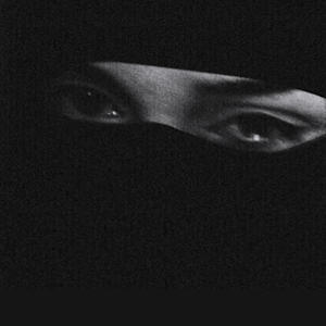 Blut Fließt (feat. Mois) (Explicit)