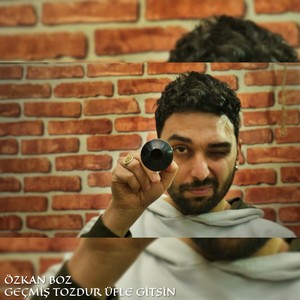 Geçmiş Tozdur Üfle Gitsin (Acoustic)