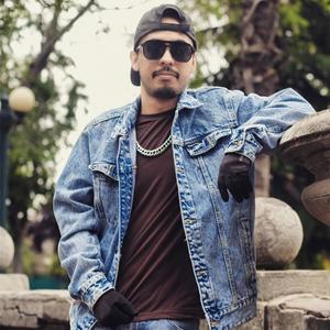 Sigo Buscandote (feat. Quasar Boy & Edroz) (Explicit)