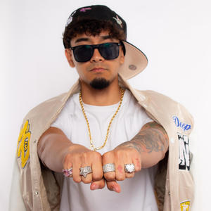 La Unica (feat. Curlers)